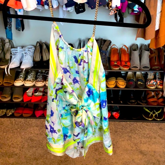 Handkerchief Halter Top - Picture 3 of 3